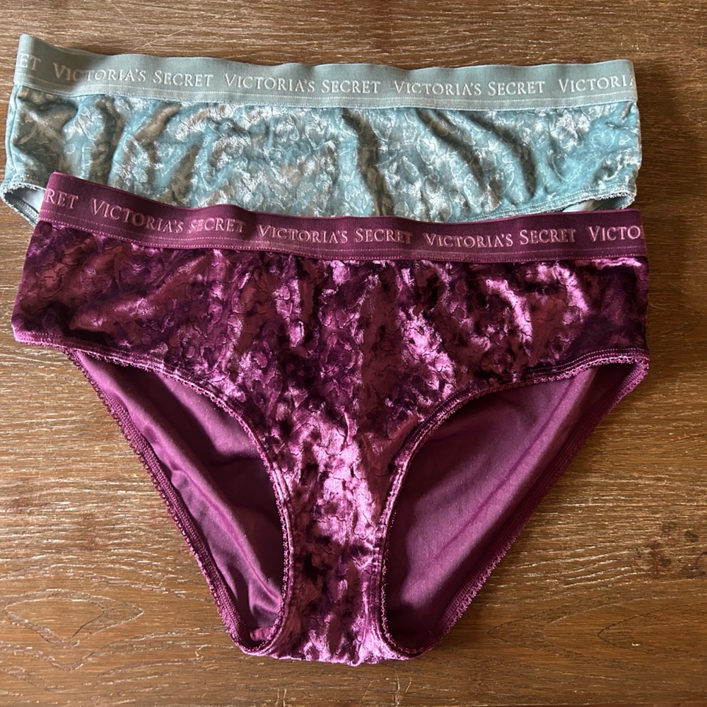 XL Victoria's Secret Velvet Panty Set - raspberry and aqua